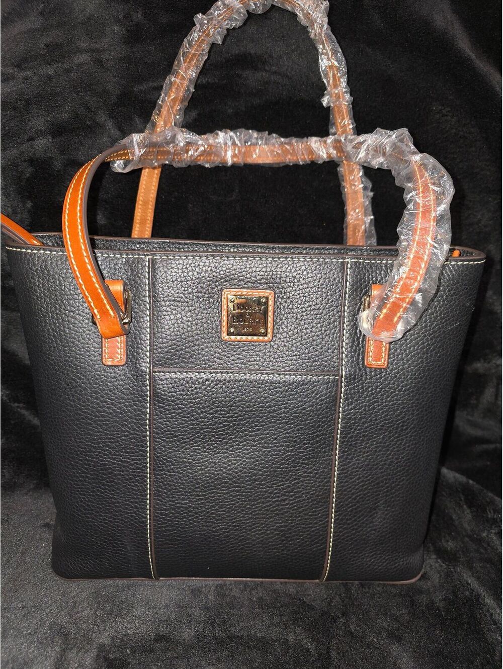 132. NWOT Dooney & Bourke Small Lexington Shopper